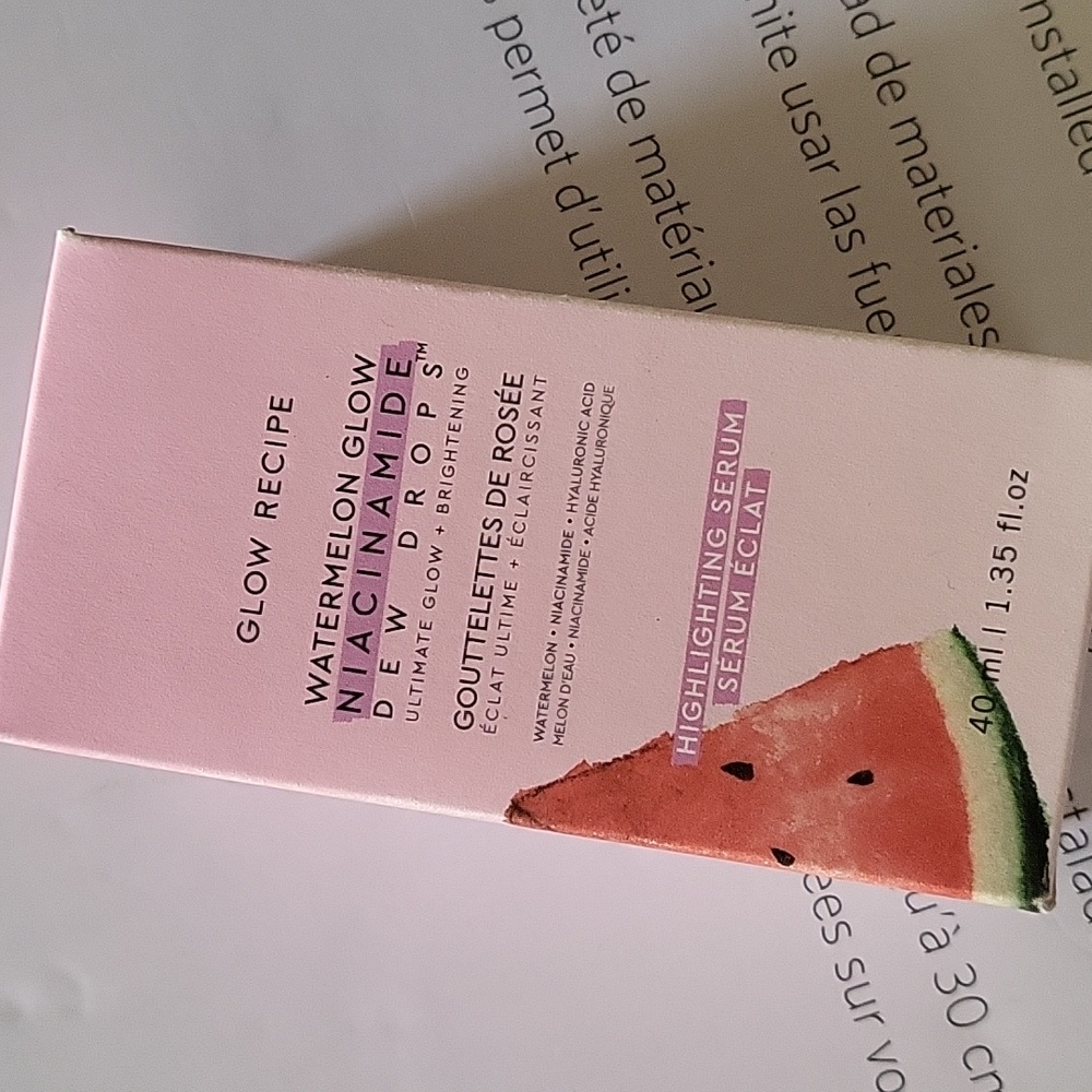 Brand New Glow Recipe Watermelon Glow Niacinamide Dew Drops.